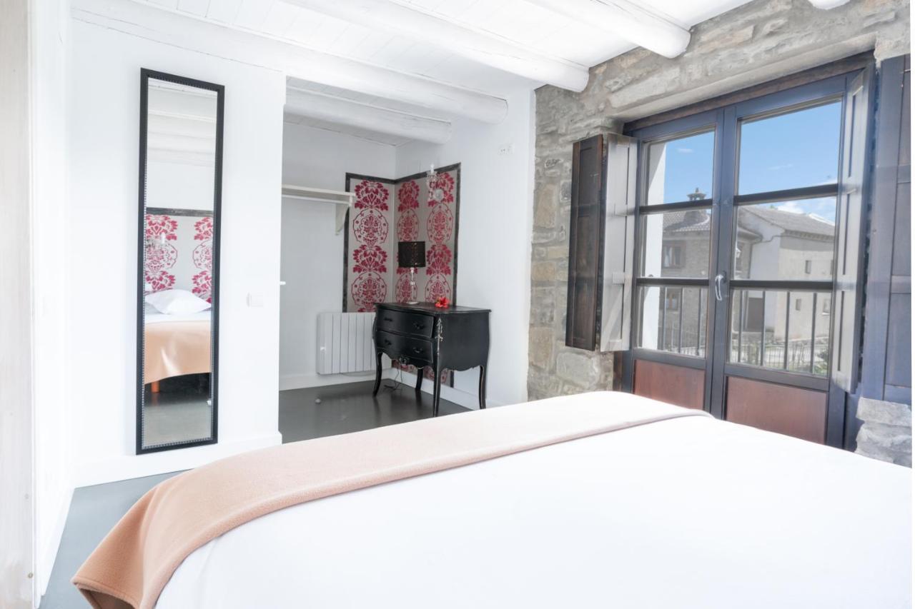 Апартаменты Casas Pirineos Сабиньяниго Экстерьер фото